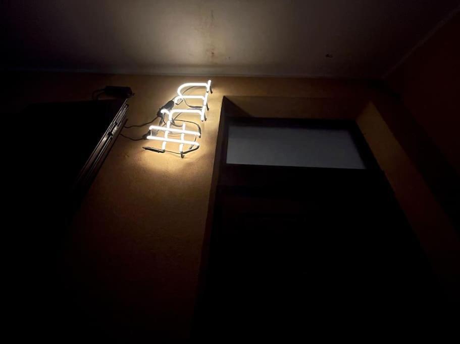 Incortedafabio Design Flat With Bikes Caronno Pertusella Luaran gambar